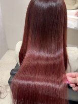 トッカ ヘアアンドトリートメント バイ リウム(tocca hair&treatment by Rium) ダブルカラー ワインレッド 大人ガーリー