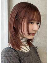 ナループロア ルームー(Nalu pu loa ROOMOO)&nbsp;耳かけが可愛い！韓国ミディアムレイヤースタイル/韓国ヘアk