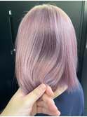 ピンクグレージュ