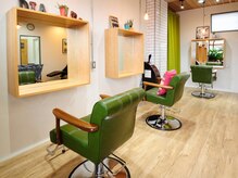 ヘアサロン ディア(Hairsalon DIA)の雰囲気（ウッドテイストの落ち着いた空間☆）