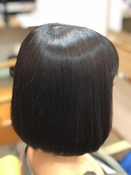 ノーティス(noTice) 20代30代★大人耳掛け☆無造作×切りっぱなしボブ