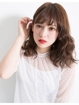 ソーホー ニューヨーク シズオカ(SOHO newyork SHIZUOKA) 耳かけ外ハネフェミニンウェーブ