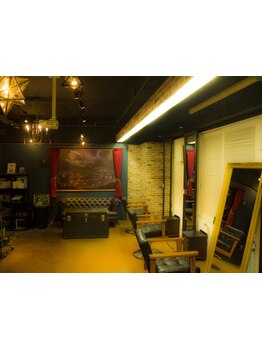 高技術のスタイリストが営むアットホームな雰囲気の『atelier 4D pocket』でワンランク上のデザインを実現!