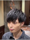 フェードカットかき上げヘアニュアンスマッシュサイドパート