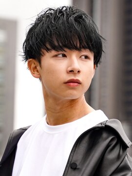 クロムトウキョウ ザ バーバー 新宿本店(CHROM TOKYO the Barber) 韓流束感マッシュレイヤーツーブロック