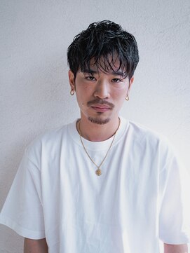 ディア 藤沢(diar) 黒髪おしゃれボウズ短髪ソフトモヒカンスキンフェードカット