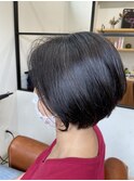 前下がりボブ