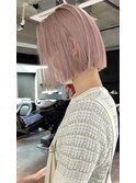 ピンクベージュ