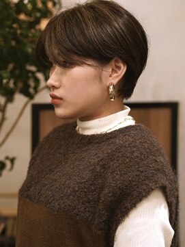 ビュートリアム ギンザ(BEAUTRIUM) 耳にかけてもかわいいショートヘア/銀座/ショート/20代30代40代