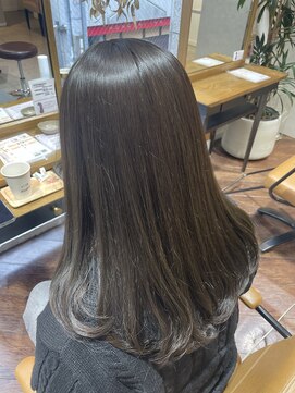 アヴァンスアンス 広島袋町店(AVANCE.ens) オリーブベージュカラー