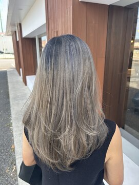 クラン バイ ナチュラル(clan by Natural) レイヤースタイル/シャドールーツ