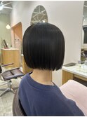ミニボブ×オリーブベージュ