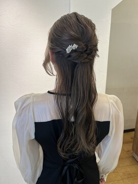 ナンプウ(Nanpu) ハーフアップ