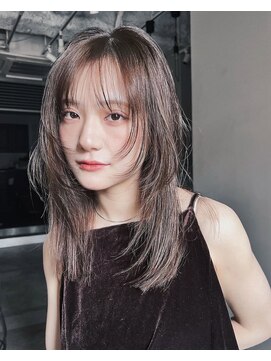 フィルムス 横浜(FILMS) 暗めカラー/レイヤーカット/マロンベージュ/くすみベージュ/横浜