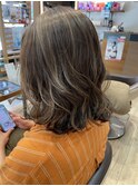 ラフにきまる オリーブベージュハイライト