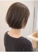 ショートボブ 透明感ベージュ