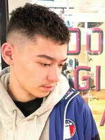 サンディーズバーバーショップ(Sandees)&nbsp;テクスチャークロップ フェード