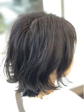 エーピーヘアー シエル クローネ(AP Hair Ciel Krone) 外はねグレージュ