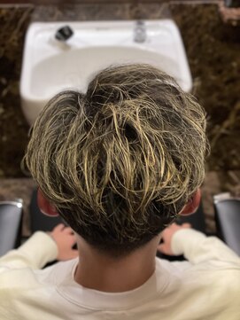 ヒロギンザ 御茶ノ水店(HIRO GINZA) 成人式に大人気 ハイライトメッシュカラー