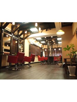 【完全予約制】和モダンで落ち着いた空間♪こだわりのアイテムと経験豊富なスタイリストがマンツーマン対応