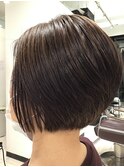前下がりボブ