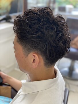 ミングルクラーロヘアー(MINGLE CLARO hair) メンズカット＋パーマ