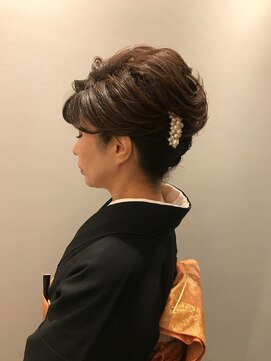 ソルス(sols.) ヘアメイク留袖着付け