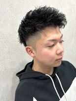 縁 ハナレ(en 870)&nbsp;ツーブロック　爽やかベリーショート