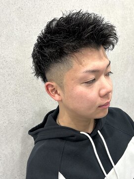 縁 ハナレ(en 870) ツーブロック　爽やかベリーショート