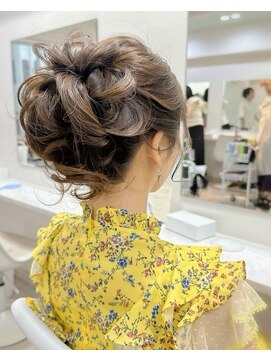 ヘアセット&メイク専門店 カスミ(Kasumi) 高めアップ