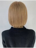 大人ショートボブヘアくびれショート白髪ぼかしハイライト40代
