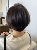 ショートボブ