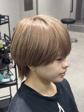 テクト バイアッシュ 吉祥寺店(Tect by Ash) ハイトーンミルクティーベージュラウンドマッシュウルフ