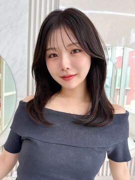 アフロート ディル(AFLOAT D'L) 2wayバングでイメチェン!顔まわりレイヤーくびれヘアが人気◎