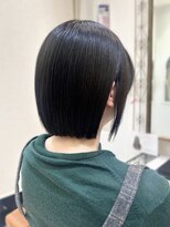 ココ(co.co.)&nbsp;パツっと艶々ボブ♪