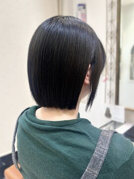 ココ(co.co.) パツっと艶々ボブ♪