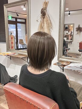 ヘアメイク アンフィ(amphi) ..~**. ..~**. ..~**..