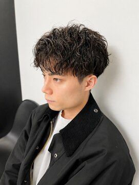 ワンズ リー 下北沢店(ONE's ly) ハイライト/マッシュパーマ/ウルフ/アッシュブラック/下北沢駅