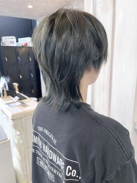 キャアリー(Caary) 福山人気20代30代大人女性かっこいいウルフカーキグレー髪質改善