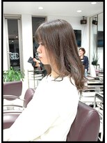 メタ(META)&nbsp;新色のヘアーカラー薬剤の色味（サフャイヤ）