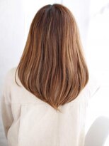 ヘアメイク ナル(hair make nalu) 透け感バングの内巻きレイヤースタイル