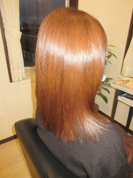 コア フィール ア デイ(COIFFURE A DAY) 【M3D見附今町】サラサラストレート