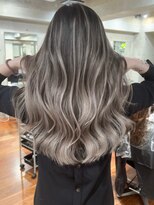 ヨロ 小岩(YOLO) ハイライトグラデーションカラーオージュアダブルカラー白髪染め