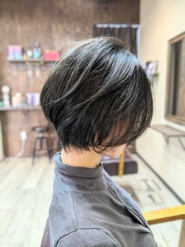 響 ショートボブ