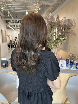 シダ(sida SAIIN) 【牧内】オリーブベージュ/ハイライトカラー/20代30代