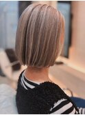 本八幡×ハイライト×白髪ぼかし×ショートボブ