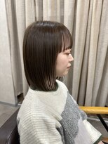 ユニル(unir)&nbsp;【unir】オリーブグレージュ×伸ばしかけぱつっとボブ★