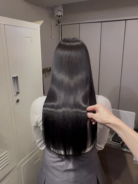 アリアツイン バイ エクラート 池袋西口店(ARiA TWiN by ECLART) 美髪縮毛矯正+カット+髪質改善トリートメント