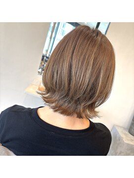 オクユキ(OKUYUKI) 『女子力UPレイヤースタイル＋ベージュカラー♪』