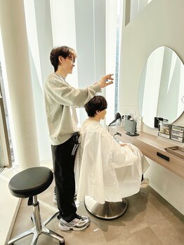 リブランド 銀座(REBRAND)の写真/【半個室でリラックス空間】stylistが基本的にマンツーマンで施術を行うので安心感と高いクオリティに☆